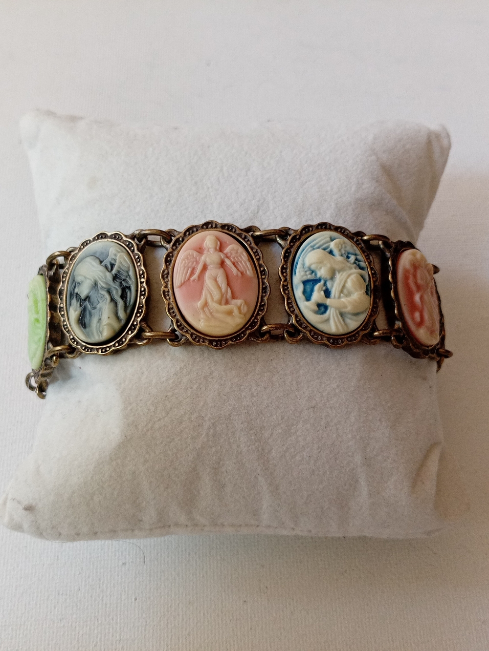 Vintage-Inspired Multicolor Cameo Angel Link Bracelet